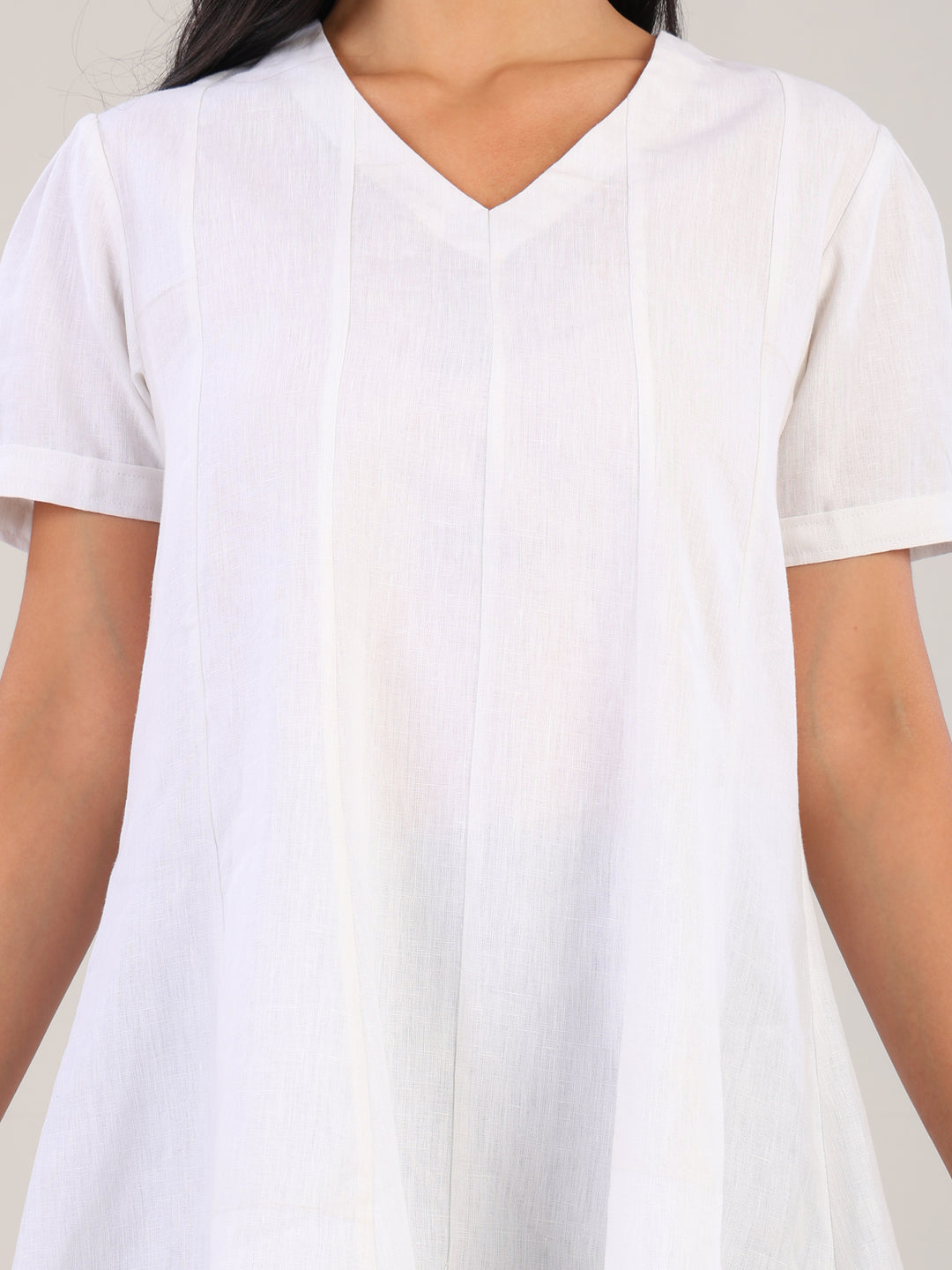 Veya White V-Neck Top