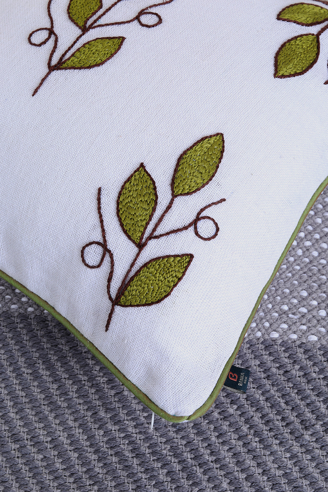 LEAF DANCE CUSHION COVER