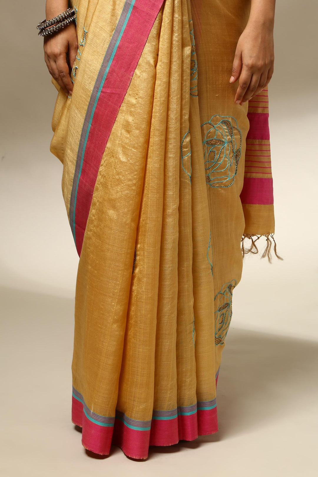 Gulaab khaas saree